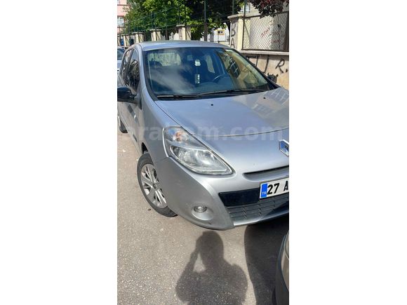 Sahibinden Renault Clio 1.5 dCi Authentique 2010 Model 