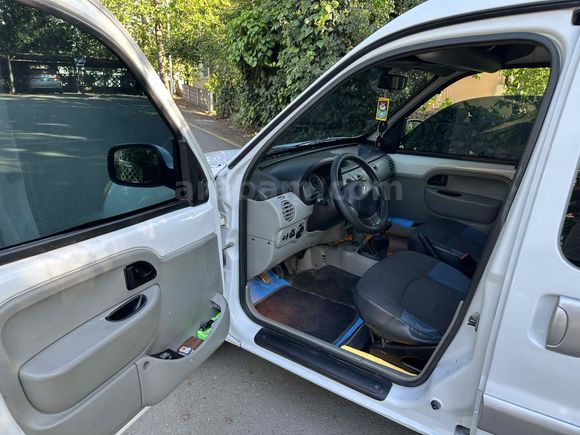 Sahibinden Renault Kangoo Multix 1.5 dCi Expression 2009 Model 