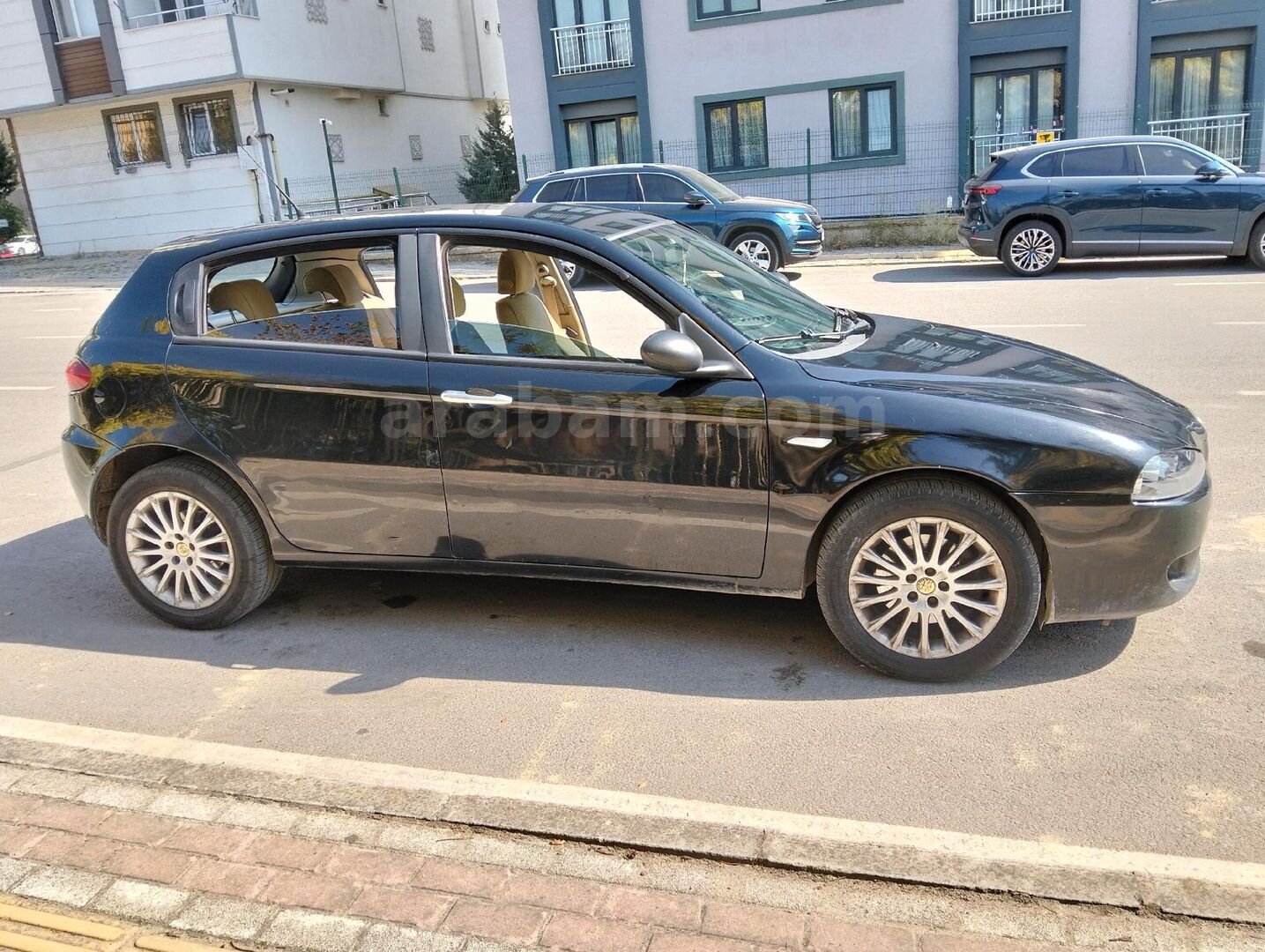 Sahibinden Alfa Romeo 147 1.6 TS Distinctive 2009 Model Kocaeli 275.000 km Siyah 2