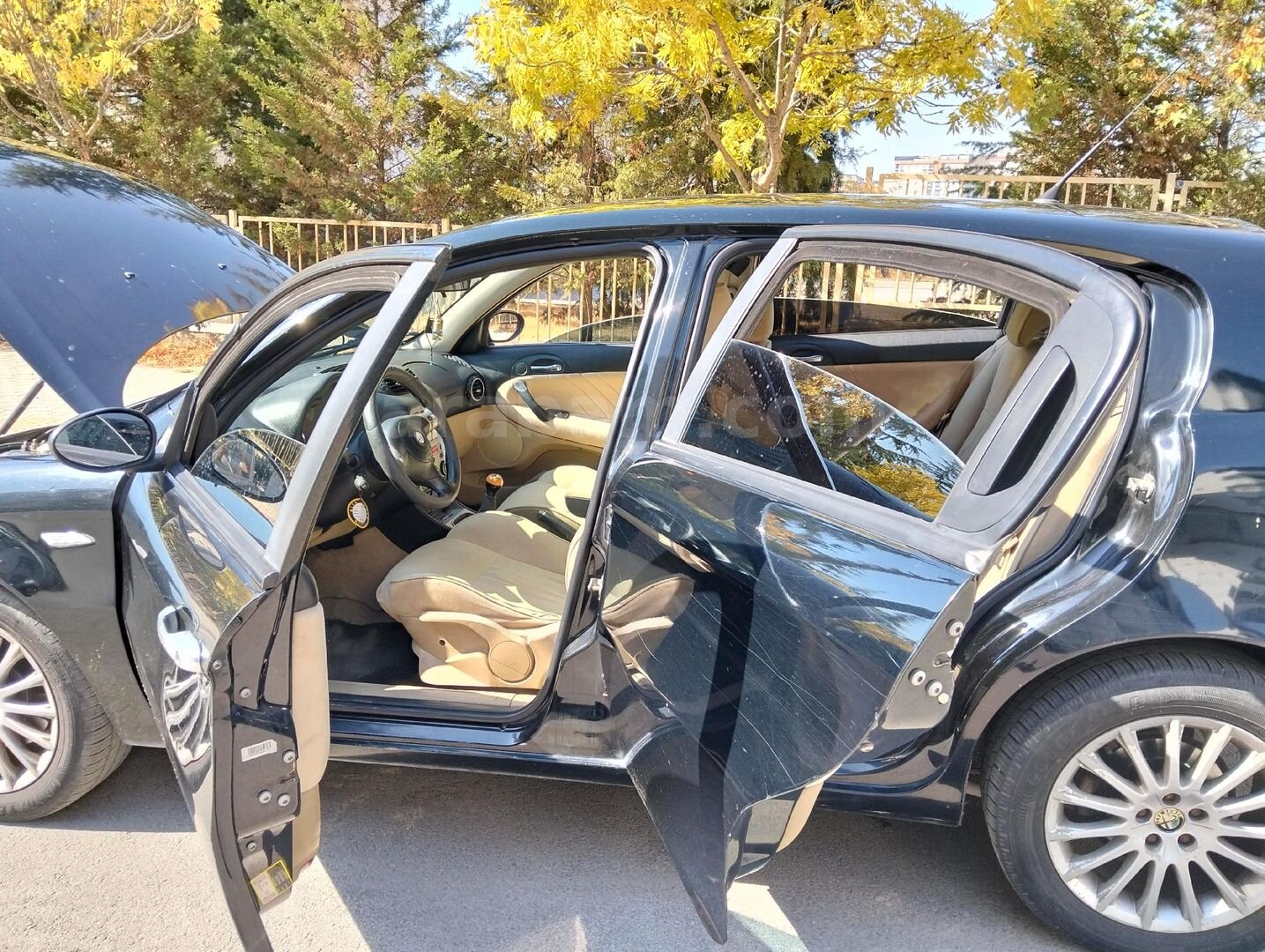 Sahibinden Alfa Romeo 147 1.6 TS Distinctive 2009 Model Kocaeli 275.000 km Siyah 5