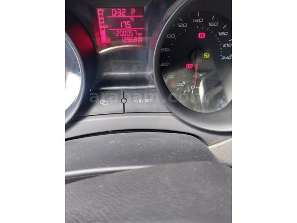 Bayandan (masrafsız) Otomatik Seat Ibiza