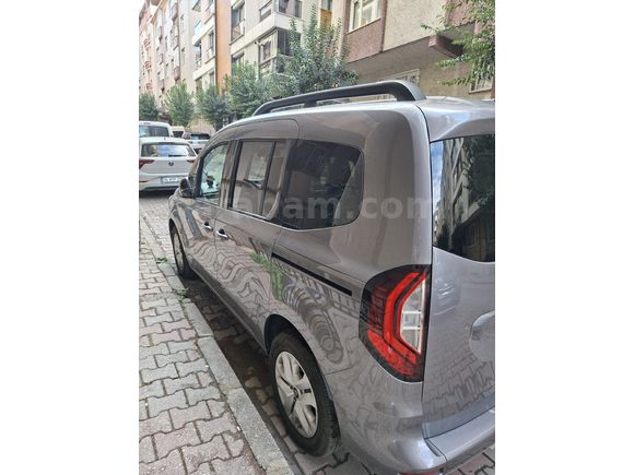Sahibinden Renault Kangoo Multix 1.3 TCe Iconic 2025 Model