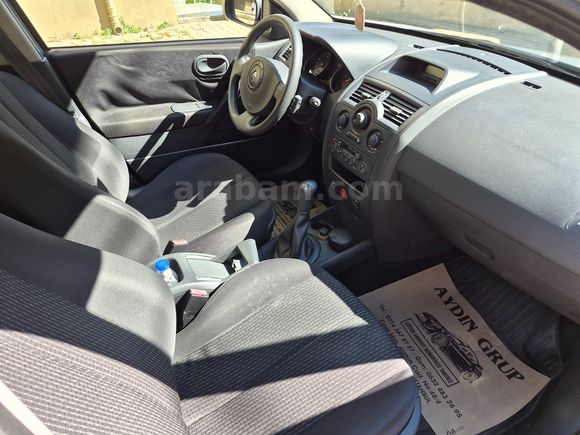 Sahibinden Renault Megane 1.4 Authentique 2005 Model İstanbul