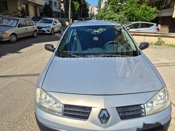 Sahibinden Renault Megane 1.4 Authentique 2005 Model İstanbul