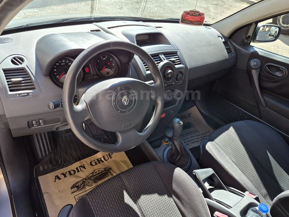 Sahibinden Renault Megane 1.4 Authentique 2005 Model İstanbul