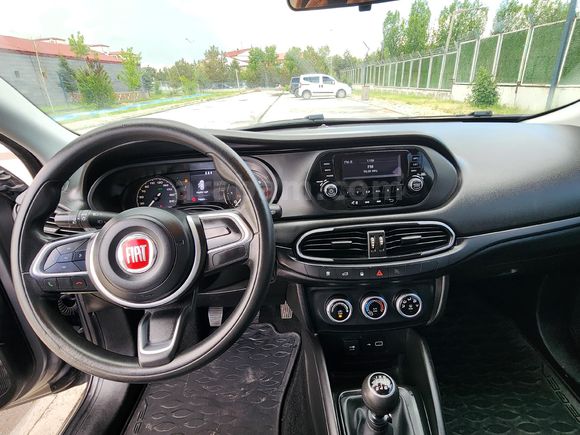 Galeriden Fiat Egea 1.4 Fire Easy 2021 Model Kars