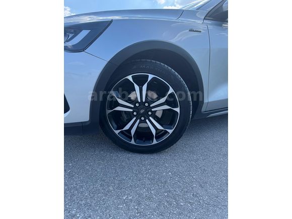 Sahibinden Hatasız Boyasız Ford Focus Active X 2023 Model KDV Lİ