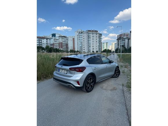 Sahibinden Hatasız Boyasız Ford Focus Active X 2023 Model KDV Lİ