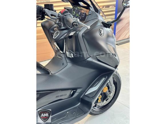 ANL MOTORS 2024 MODEL TMAX 560 ÇANTALI HATASIZ
