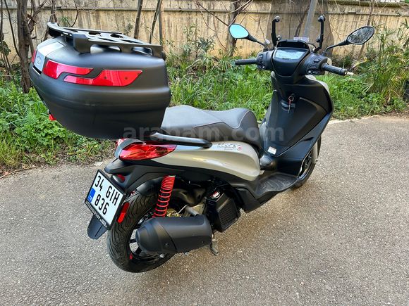 Doktordan İtalyan Piaggio Medley S 150 