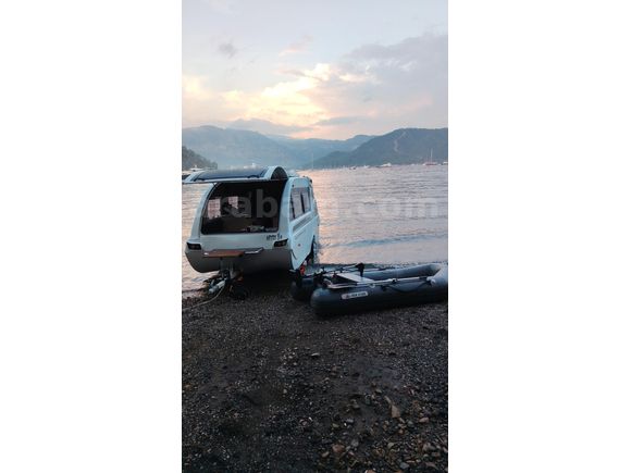 Sahibinden Karavan YATKAR LİMAN KAYITLI HEM TEKNE HEM KARAVANDIR Çekme