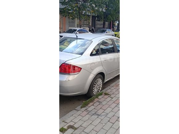 Sahibinden Fiat Linea 1.3 Multijet Emotion 2010 Model  293.000 km Gri