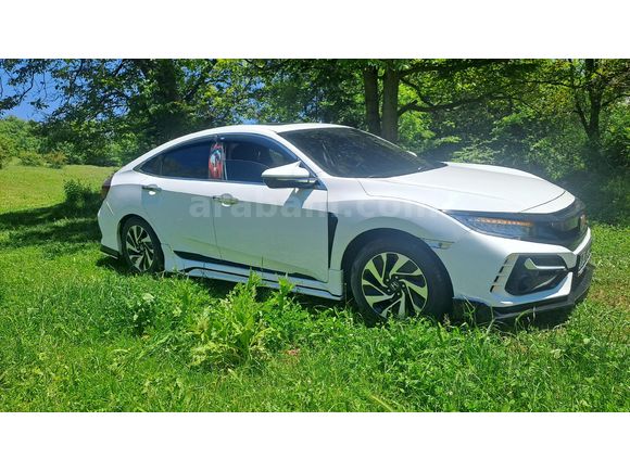Sahibinden Honda Civic 1.6i VTEC Executive 2016 Model  172.000 km Beyaz