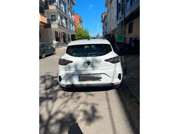Sahibinden Renault Clio 1.0 TCe Evolution 2025 Model