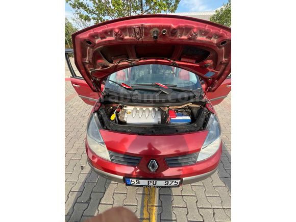 Sahibinden Renault Scenic 1.6 Dynamique 2006 Model 