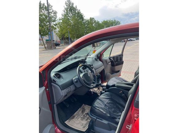 Sahibinden Renault Scenic 1.6 Dynamique 2006 Model 