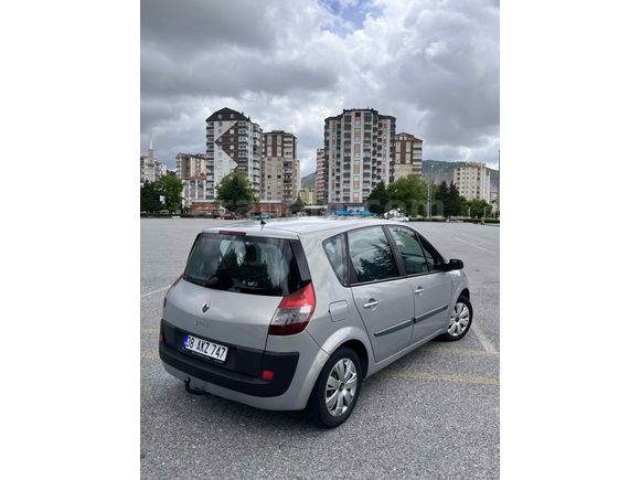 Sahibinden Renault Scenic 1.9 dCi Privilege 2004 Model 