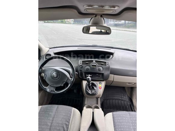 Sahibinden Renault Scenic 1.9 dCi Privilege 2004 Model 
