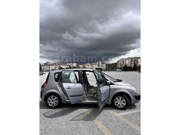 Sahibinden Renault Scenic 1.9 dCi Privilege 2004 Model 