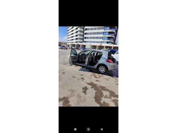 Sahibinden Renault Megane 1.4 Authentique 2004 Model