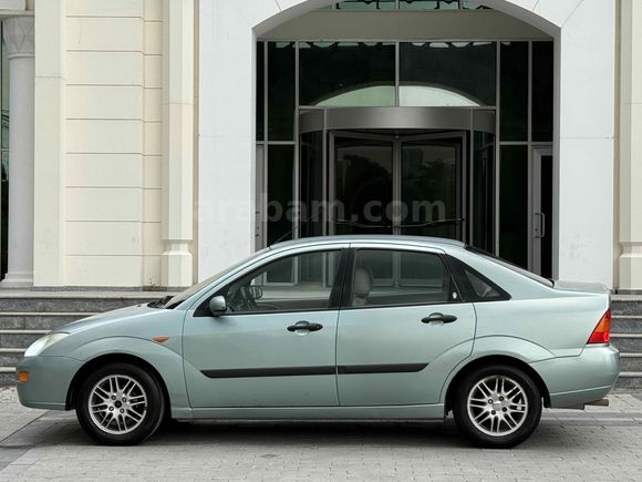 Sahibinden Ford Focus 1.6 Ghia 2001 Model 