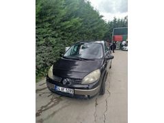 Sahibinden Renault Scenic 1.6 Dynamique 2004 Model
