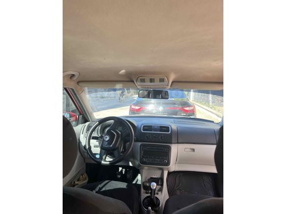 Sahibinden Skoda Fabia 1.2 Ambiente Dynamic 2011 Model  275 km Kırmızı
