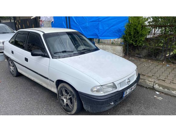 Sahibinden Opel Astra 1.4 GL 1998 Model muayene yeni tofaş parasına avrupa araba fiyatta pazarlık payı vardır geleni üzmem