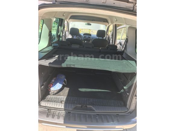 Sahibinden Renault Kangoo 1.5 dCi Exclusive 2019 Model
