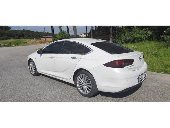 Sahibinden Opel Insignia 1.6 CDTI Elite 2017 Model