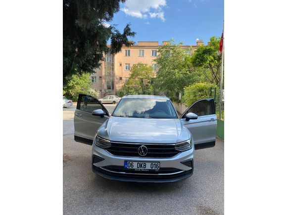 Sahibinden Volkswagen Tiguan 1.5 TSI Life 2023 ÇIKIŞLI