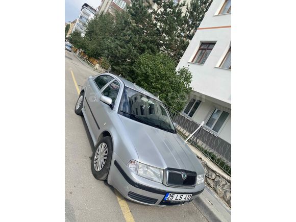 Sahibinden Skoda Octavia 1.6 Ambiente 2005 Model 