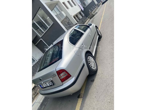 Sahibinden Skoda Octavia 1.6 Ambiente 2005 Model 