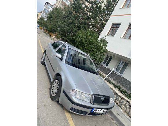 Sahibinden Skoda Octavia 1.6 Ambiente 2005 Model 