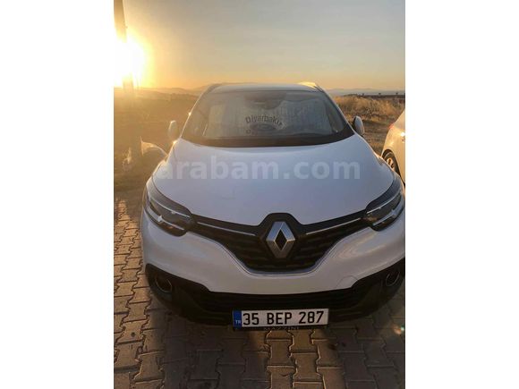 Sahibinden Renault Kadjar otomatik 1.5 dCi Touch Roof 2018 Model  144.000  km Beyaz,12.ay trafiğe çıkışlı,bakımı yeni,lastik ve akü yeni