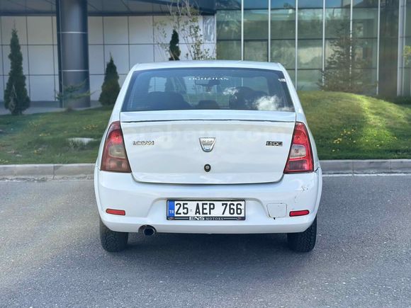 Sahibinden Dacia Logan 1.5 dCi Ambiance 2011 Model 