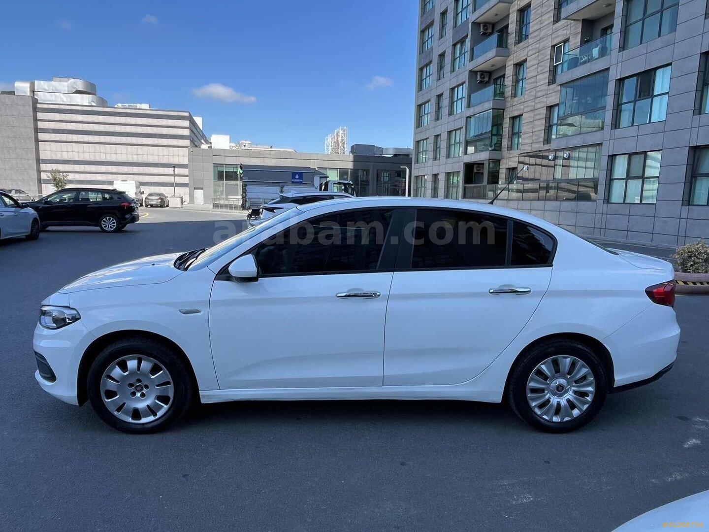 Galeriden Fiat Egea 1.3 Multijet Easy 2017 Model İstanbul 324.000 km Beyaz 4