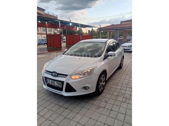Sahibinden Ford Focus 1.6 Ti-VCT Trend 2012 Model