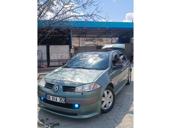 CAM TAVAN MEGAN 2 2004 MODEL TEMİZ klima aktif