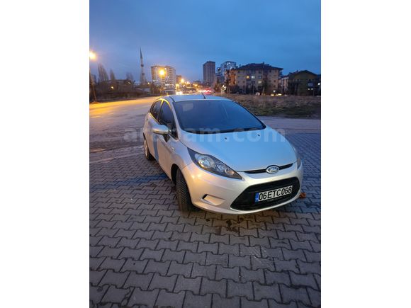 Sahibinden Ford Fiesta 1.4 TDCi Trend 2010 Model