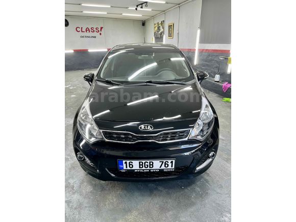 Sahibinden Kia Rio 1.4 CRDi Fancy 2012 Model  225.000 km Siyah