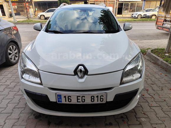 Sahibinden Renault Megane 1.5 dCi Sport Tourer Privilege 2012 Model