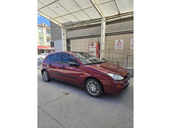 Sahibinden Ford Focus 1.6 Ghia 2000 Model