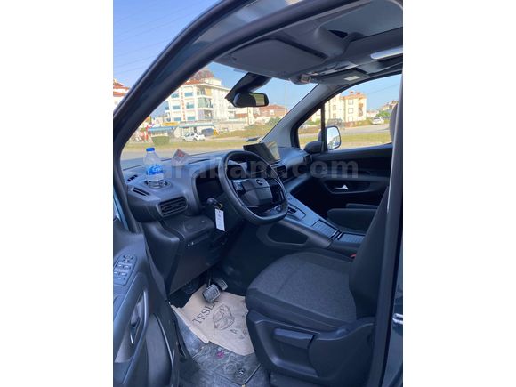 Sahibinden Opel Combo 1.5 CDTI Ultimate 2025 Model 