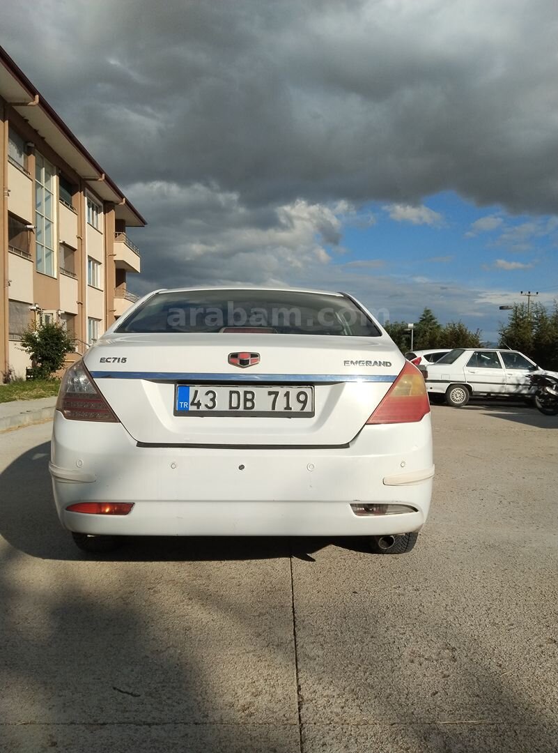 Sahibinden Geely Emgrand 1.5 GSL 2012 Model Çorum 227.500 km Beyaz 4