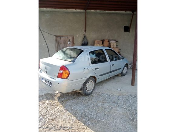 Sahibinden Renault Clio 1.4 RNA 2001 Model