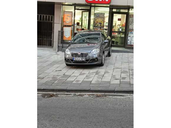 Sahibinden Fiat Linea 1.3 Multijet Urban 2013 Model  229000 km Füme