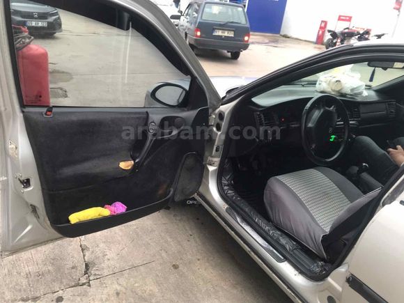 Sahibinden Opel Vectra 2.0 CDX 1998 Model 