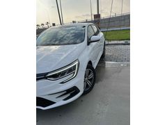 Sahibinden Garantili Tramersiz Değişensiz Boyasız Renault Megane 1.3 TCe TOUCH PLUS 2024 GSR2 Paket 