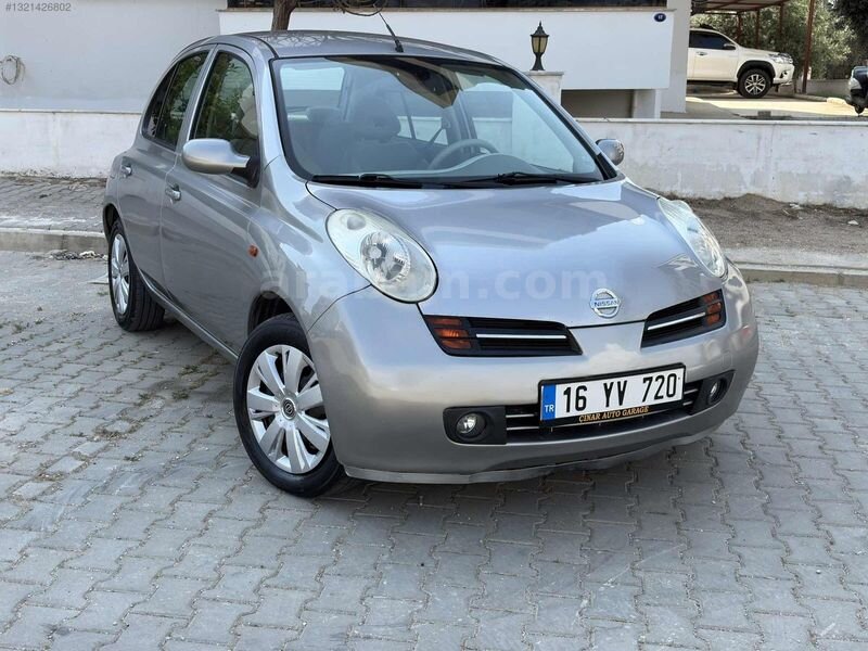 Galeriden Nissan Micra 1.2 Tekna 2003 Model İzmir 226.000 km Gri